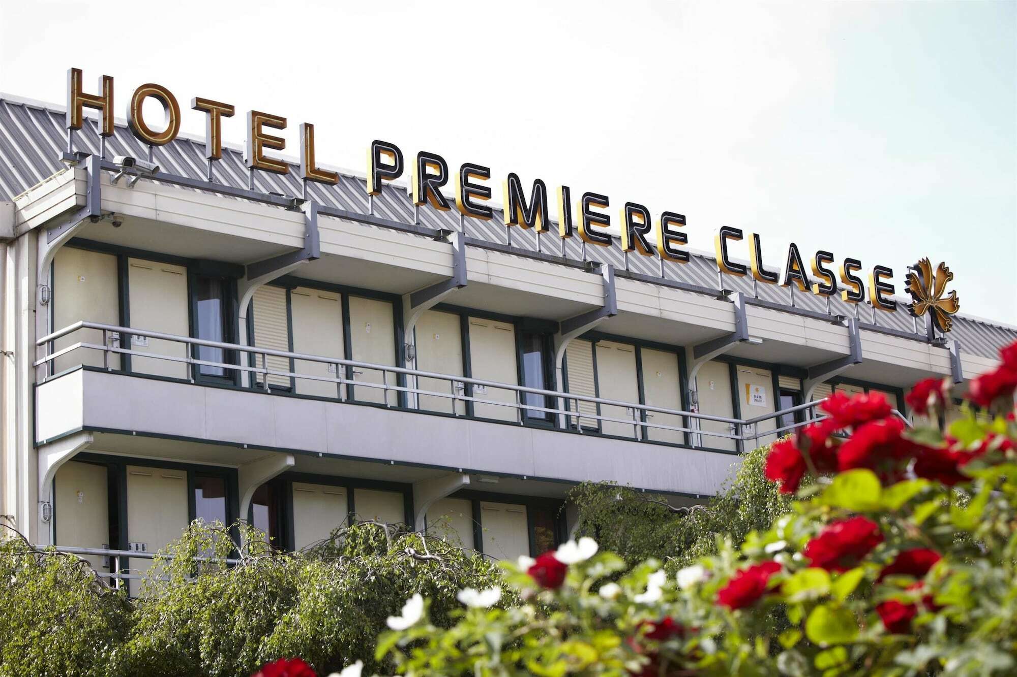 Classic Hotel - Fontenay-Trésigny Exterior photo